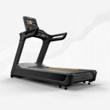 Matrix Performance Plus с консолью Touch Base Беговая дорожка