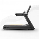 Matrix Performance Plus с консолью Touch Base Беговая дорожка