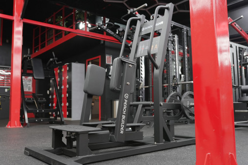 Отведение ног серии Peach Builder PB403 нагружаемый дисками