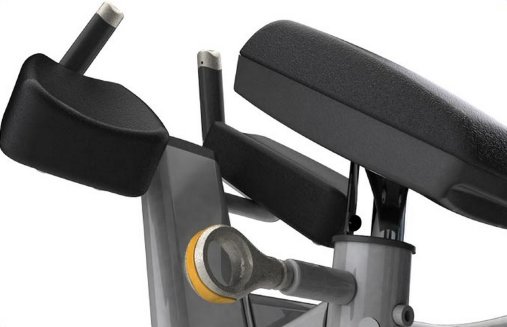 Запатентованные рукоятки повышенной комфортности Action Specific Grips™ c оптимальным распределением нагрузки на руки Запатентованные рукоятки повышенной комфортности Action Specific Grips™ c оптимальным распределением нагрузки на руки